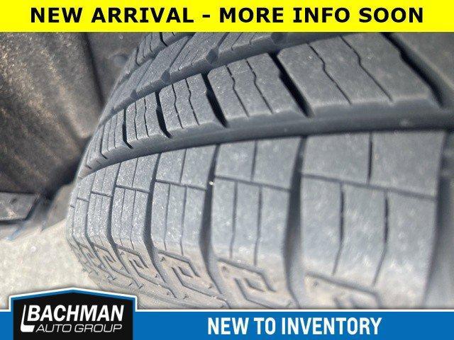 used 2016 Jeep Grand Cherokee car, priced at $13,250