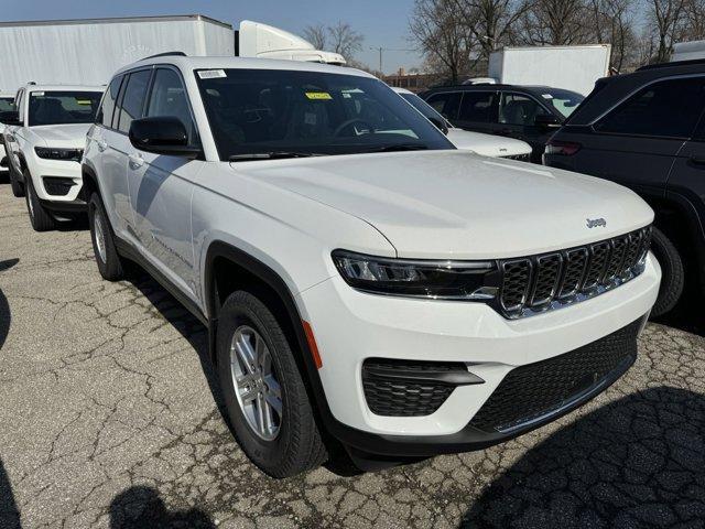 new 2024 Jeep Grand Cherokee car, priced at $40,005