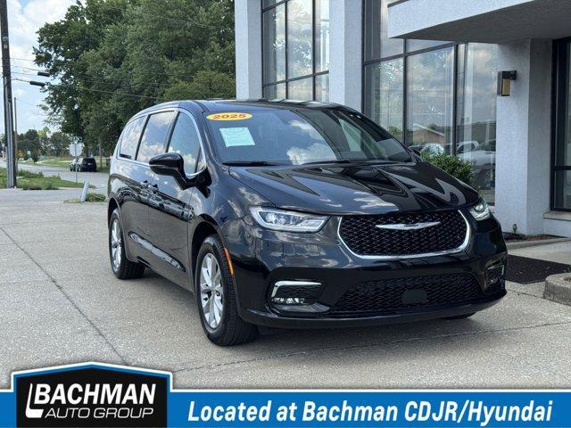 used 2025 Chrysler Pacifica car, priced at $44,950