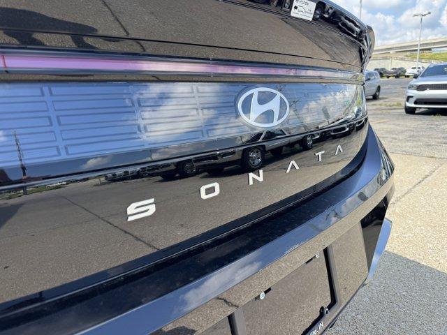 new 2025 Hyundai Sonata car, priced at $27,114