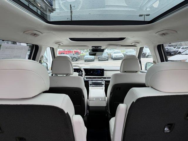 new 2025 Hyundai Santa Fe car, priced at $47,404