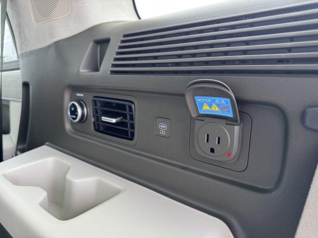 new 2025 Hyundai Santa Fe car, priced at $47,404