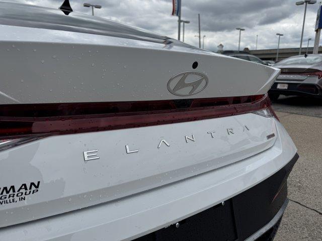 new 2025 Hyundai ELANTRA HEV car, priced at $25,430