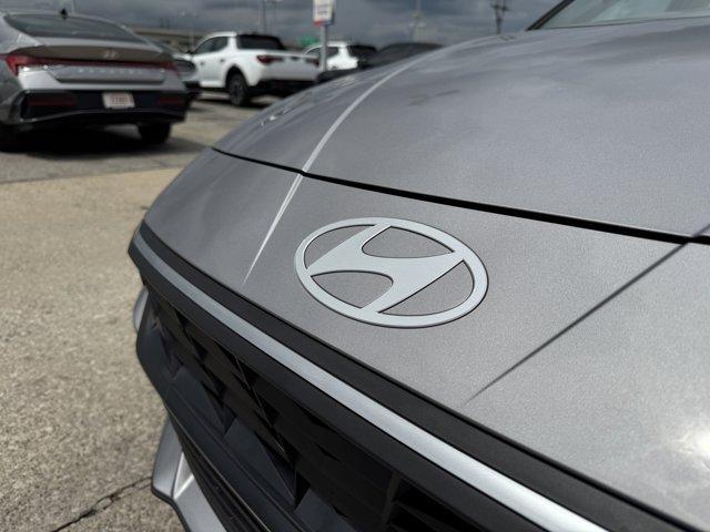 new 2025 Hyundai ELANTRA HEV car, priced at $24,879
