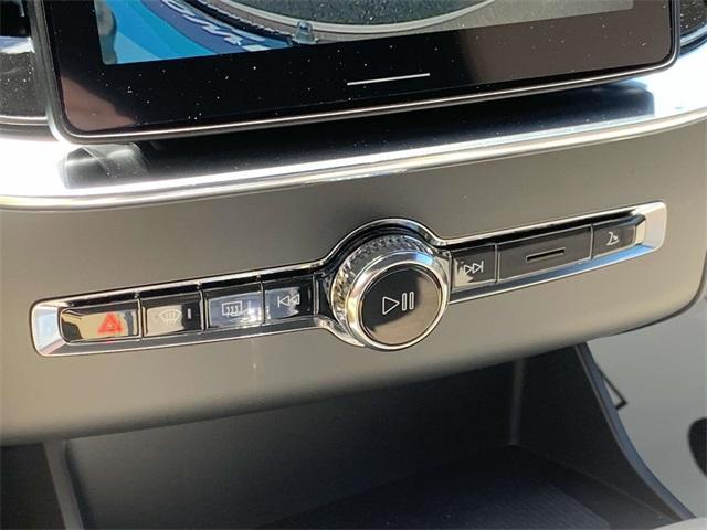 new 2025 Volvo XC90 Plug-In Hybrid car, priced at $75,095