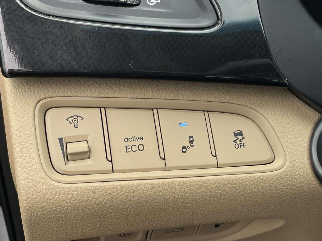 used 2016 Hyundai Azera car, priced at $13,883