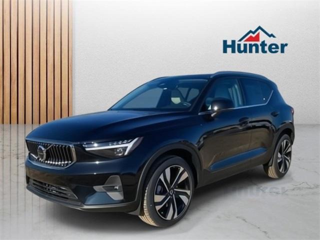 new 2025 Volvo XC40 car, priced at $48,790