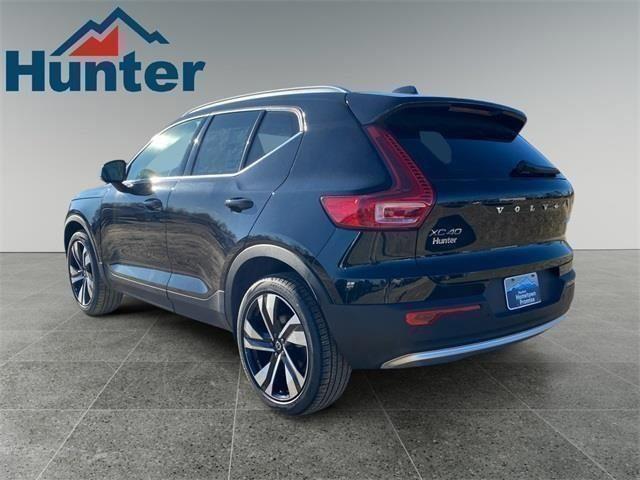 new 2025 Volvo XC40 car, priced at $49,790