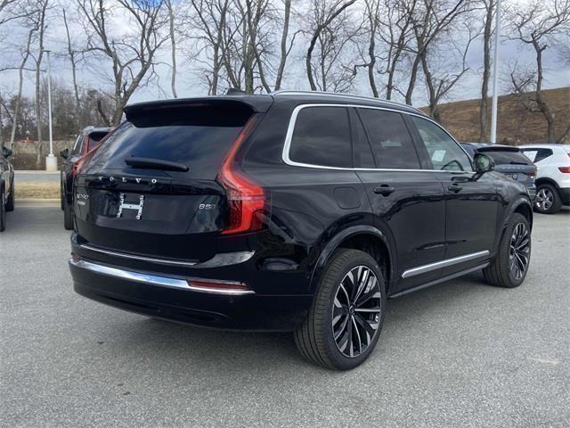 new 2025 Volvo XC90 car, priced at $64,055