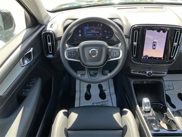 new 2025 Volvo XC40 car, priced at $46,335