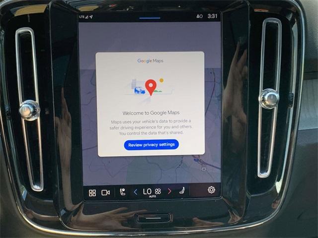 new 2025 Volvo XC40 car, priced at $46,335