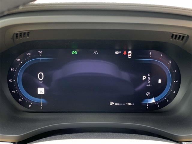 new 2025 Volvo XC60 car, priced at $60,660