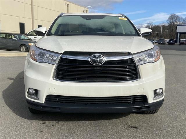 used 2014 Toyota Highlander car, priced at $22,842