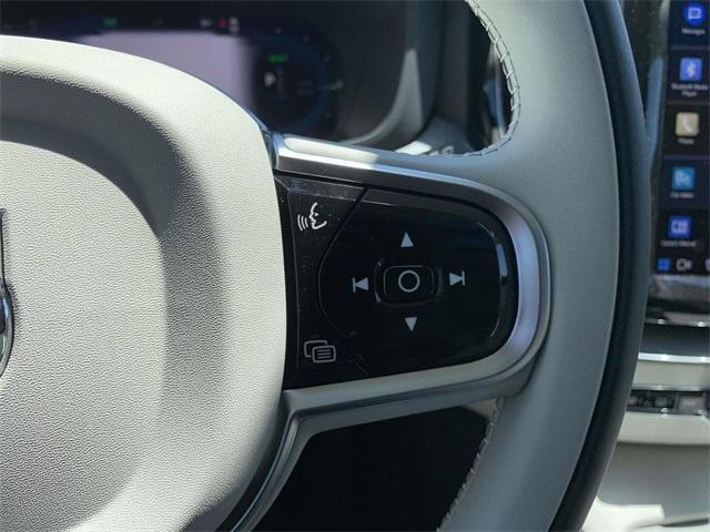 new 2025 Volvo XC60 Plug-In Hybrid car, priced at $66,260