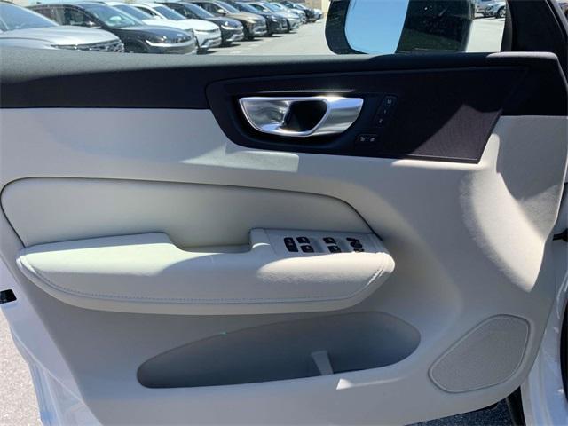 new 2025 Volvo XC60 Plug-In Hybrid car, priced at $66,260