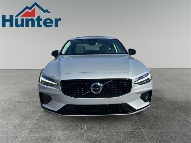 new 2024 Volvo S60 car, priced at $40,825