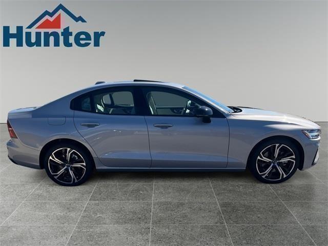 new 2024 Volvo S60 car, priced at $40,825