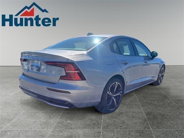 new 2024 Volvo S60 car, priced at $43,599