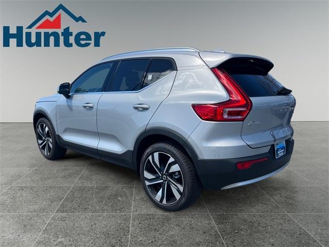 new 2024 Volvo XC40 car, priced at $48,870