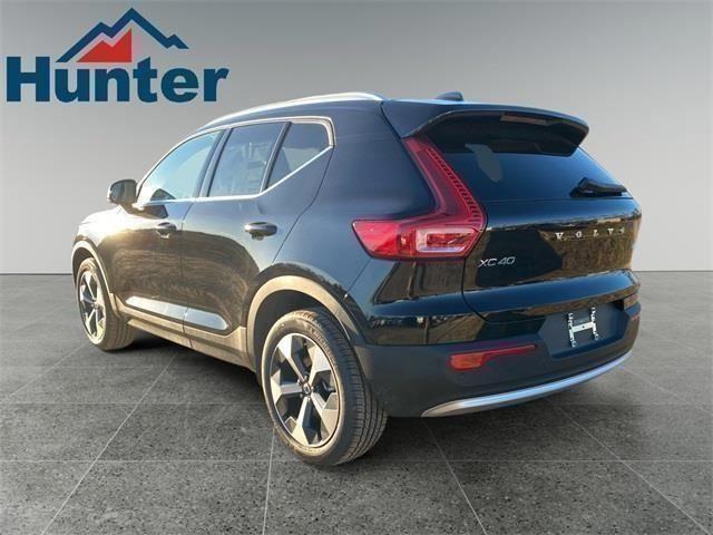 new 2025 Volvo XC40 car, priced at $44,465