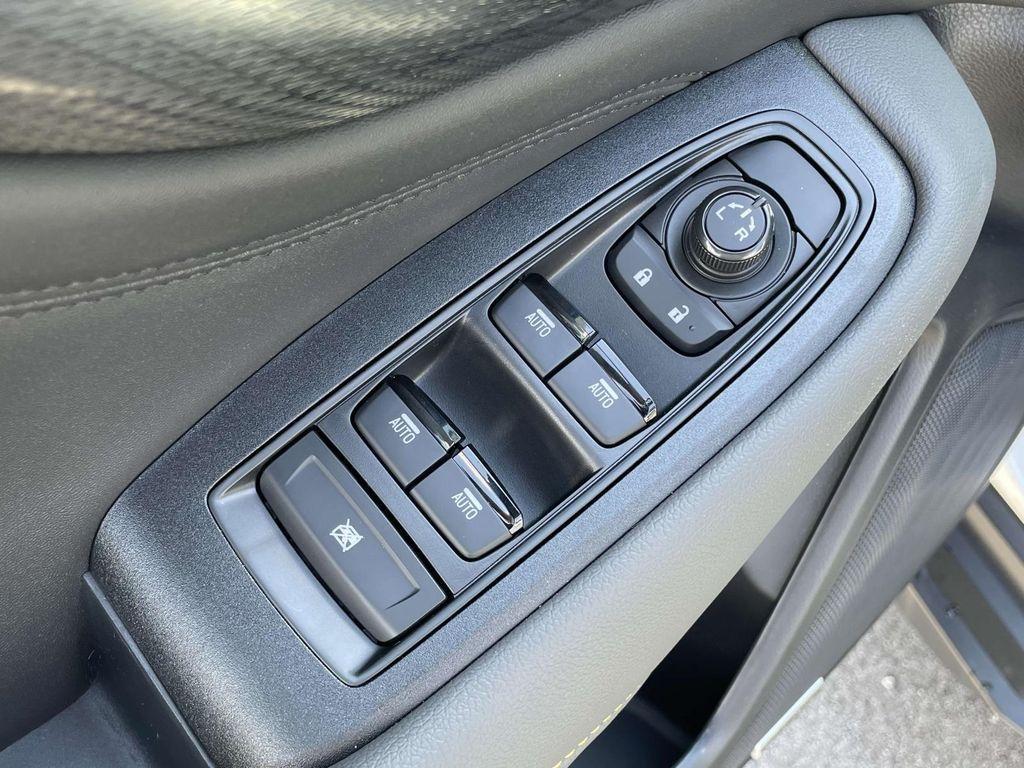 new 2025 Subaru Outback car