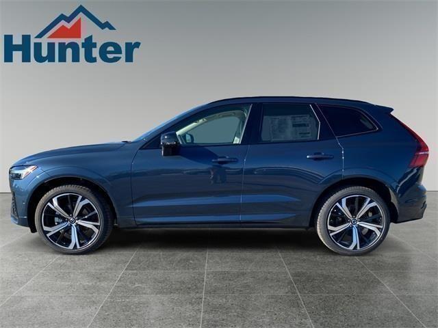 new 2025 Volvo XC60 car, priced at $59,135