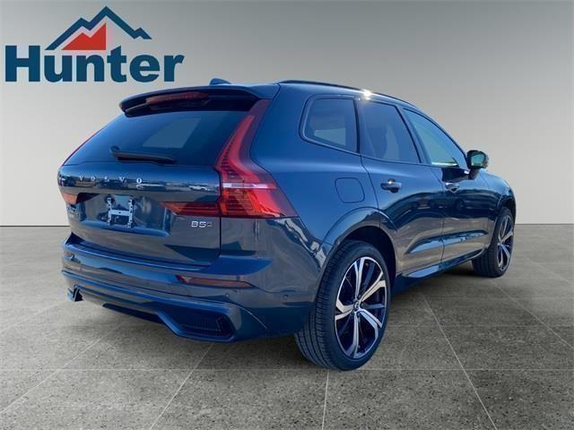 new 2025 Volvo XC60 car, priced at $59,135