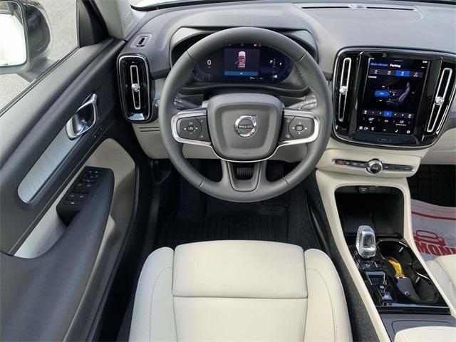new 2025 Volvo XC40 car, priced at $49,810