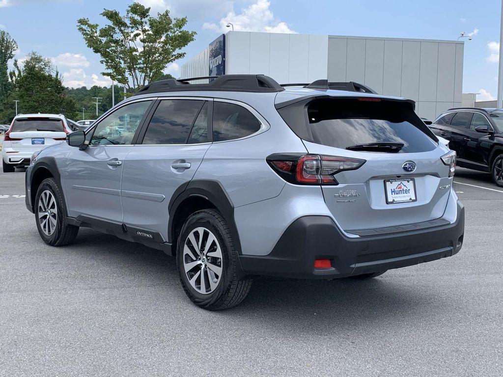 used 2025 Subaru Outback car, priced at $32,036