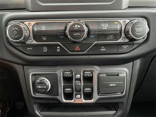 used 2021 Jeep Wrangler Unlimited car, priced at $27,702