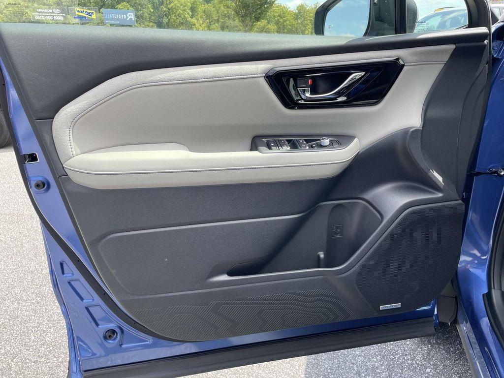 new 2025 Subaru Forester Hybrid car
