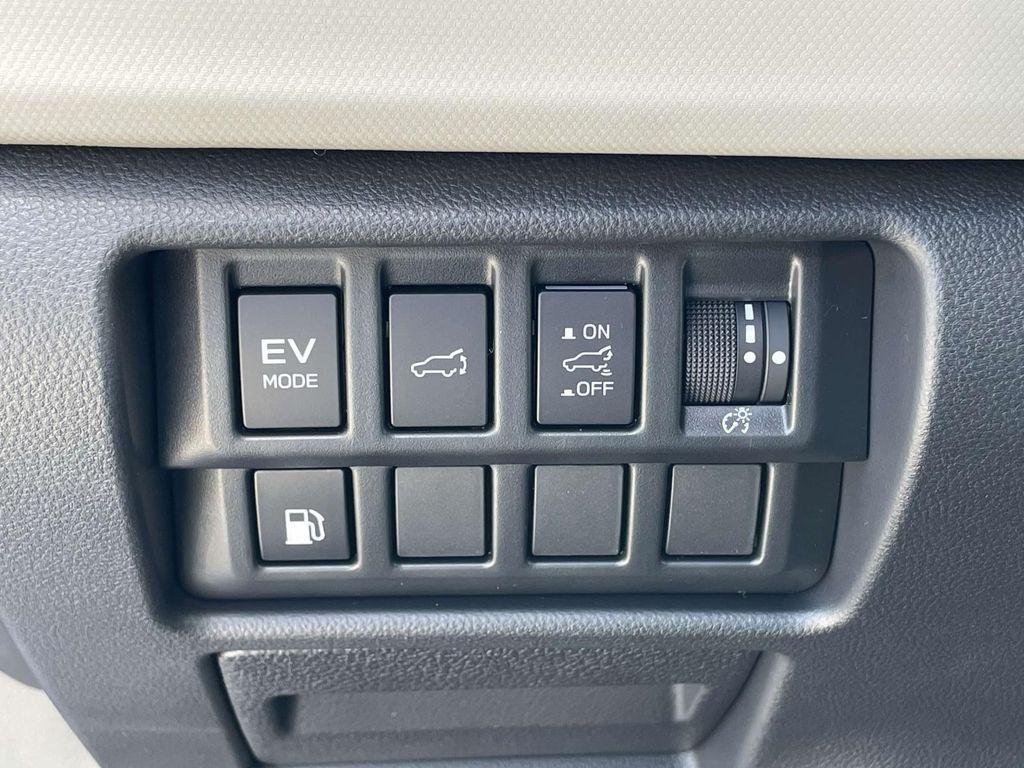 new 2025 Subaru Forester Hybrid car