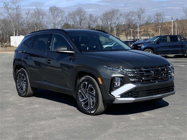 new 2025 Hyundai Tucson Hybrid car, priced at $42,670