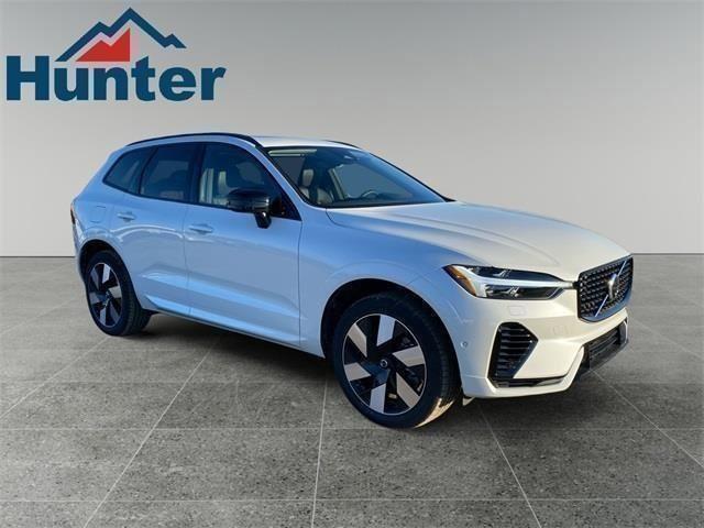 new 2025 Volvo XC60 Plug-In Hybrid car, priced at $65,035