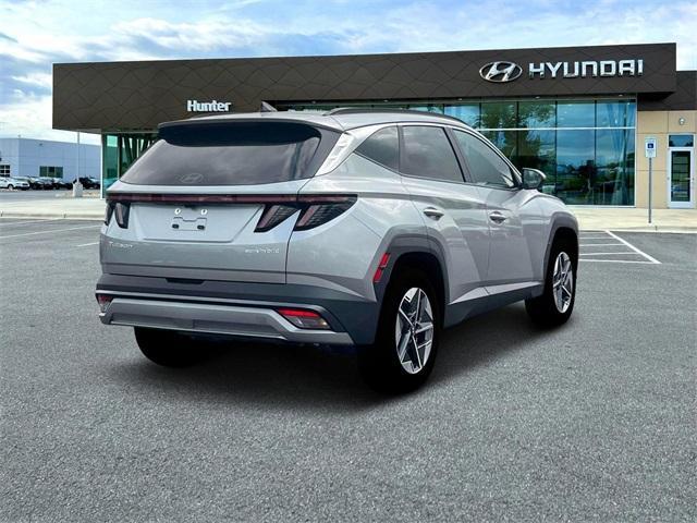 new 2025 Hyundai TUCSON Hybrid car, priced at $36,120