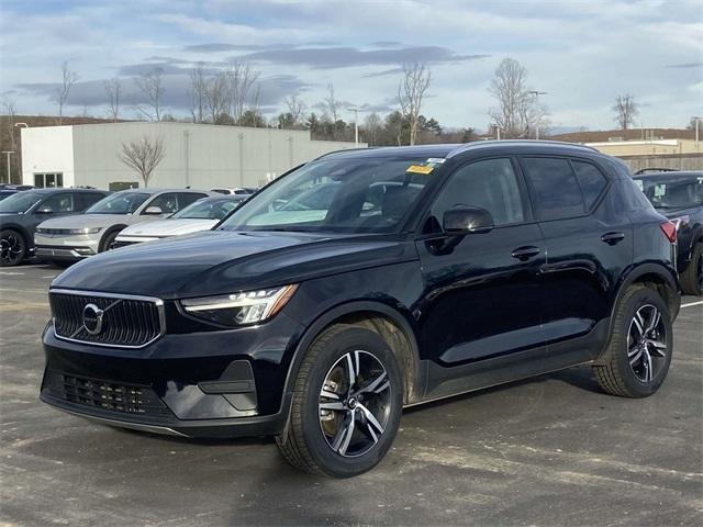 used 2023 Volvo XC40 car, priced at $27,400