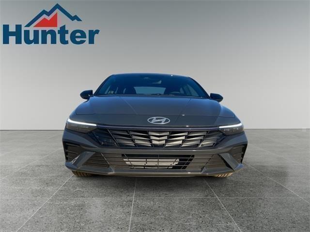 new 2025 Hyundai Elantra car, priced at $23,643