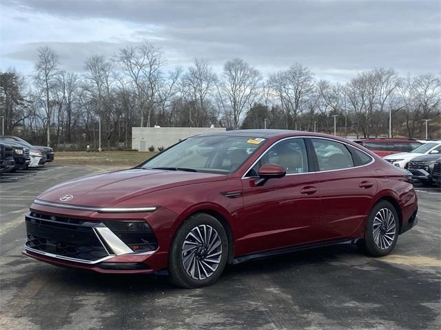 used 2024 Hyundai Sonata Hybrid car, priced at $35,313