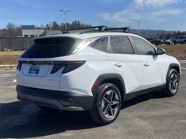 new 2025 Hyundai TUCSON Hybrid car, priced at $37,456