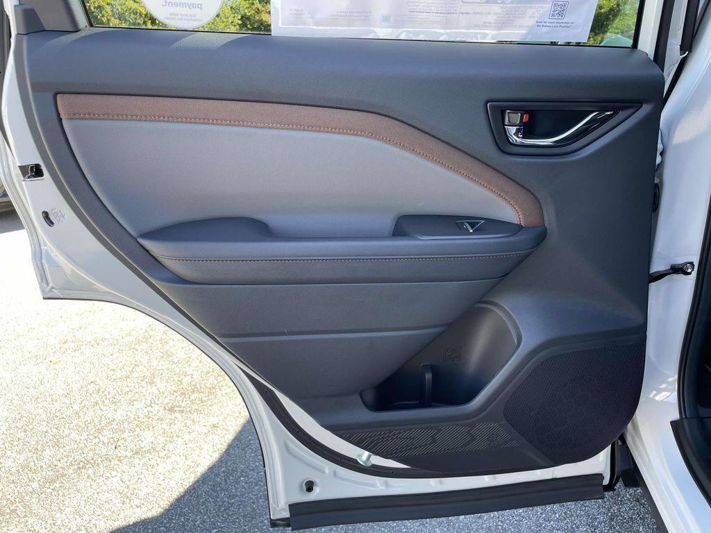 new 2025 Subaru Forester Hybrid car