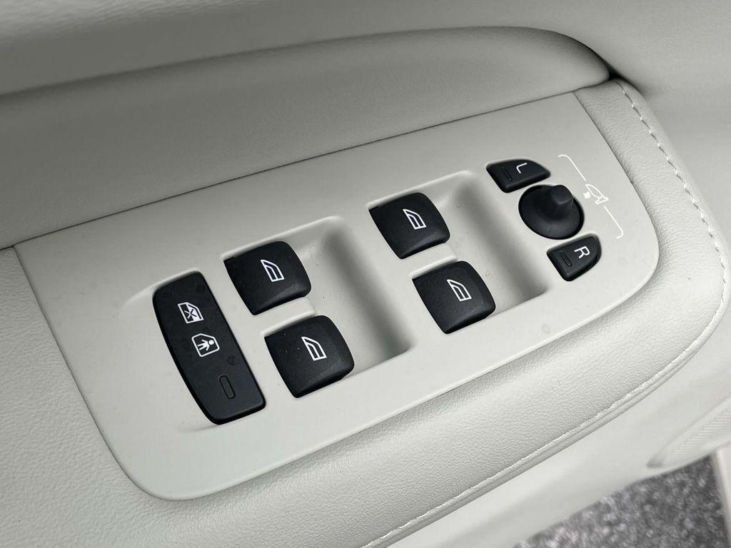 used 2024 Volvo XC90 car, priced at $47,809