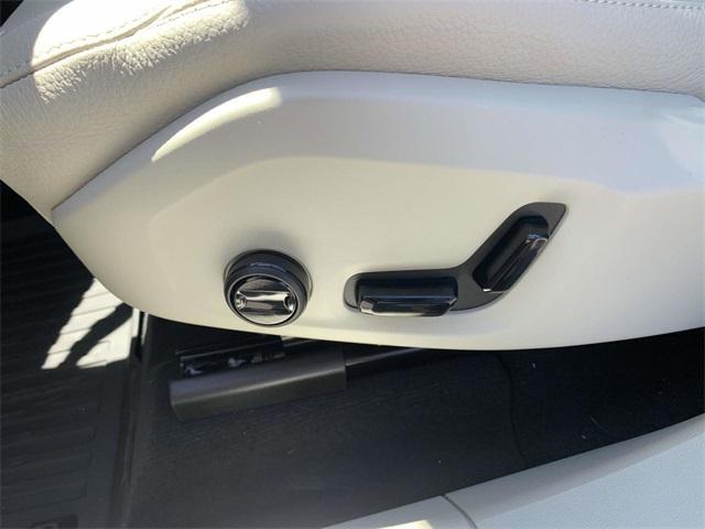 new 2025 Volvo XC60 Plug-In Hybrid car, priced at $66,260