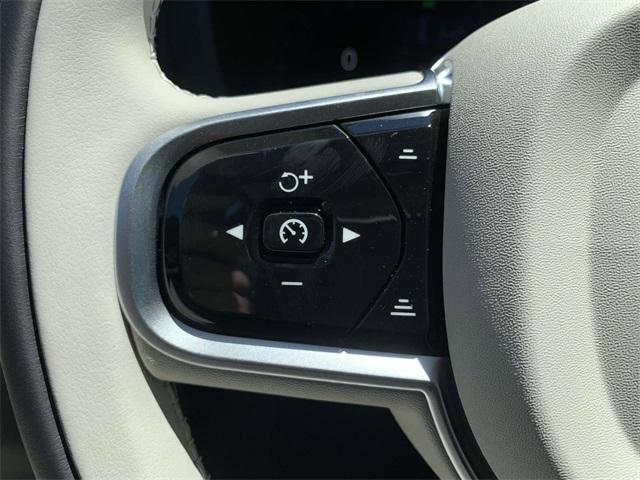 new 2025 Volvo XC60 Plug-In Hybrid car, priced at $66,260