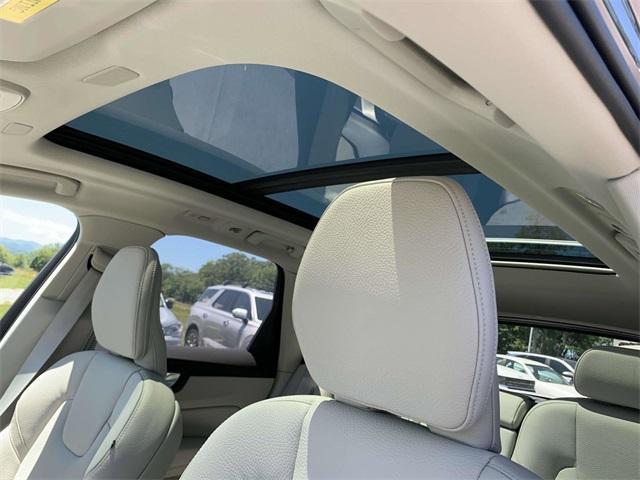new 2025 Volvo XC60 Plug-In Hybrid car, priced at $66,260
