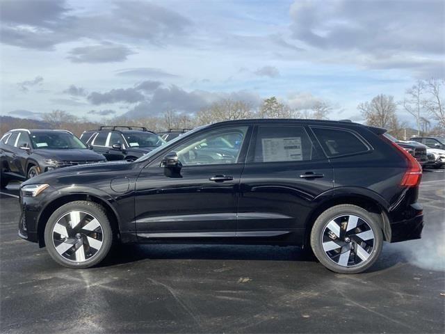 new 2025 Volvo XC60 Plug-In Hybrid car, priced at $65,035