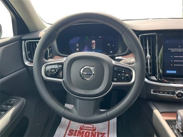 new 2024 Volvo S60 car, priced at $43,125