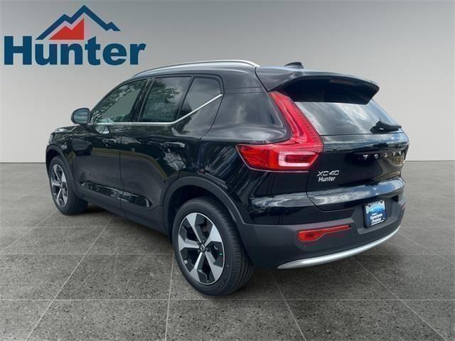 new 2025 Volvo XC40 car, priced at $45,015