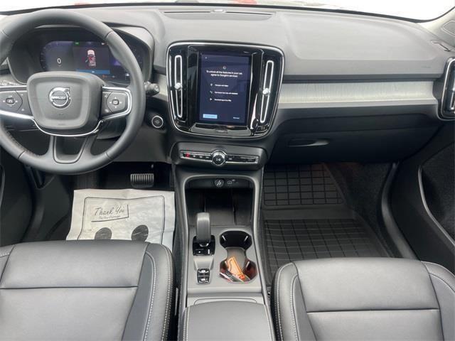 new 2025 Volvo XC40 car, priced at $45,015