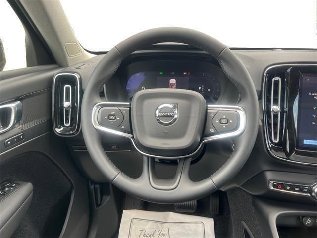 new 2025 Volvo XC40 car, priced at $45,015