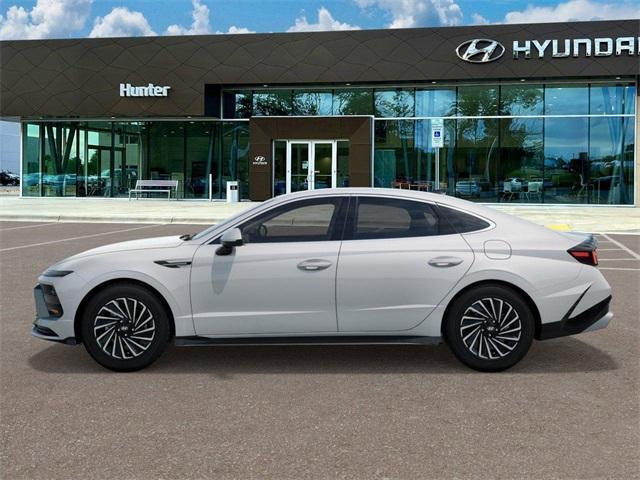 new 2025 Hyundai Sonata Hybrid car, priced at $32,565